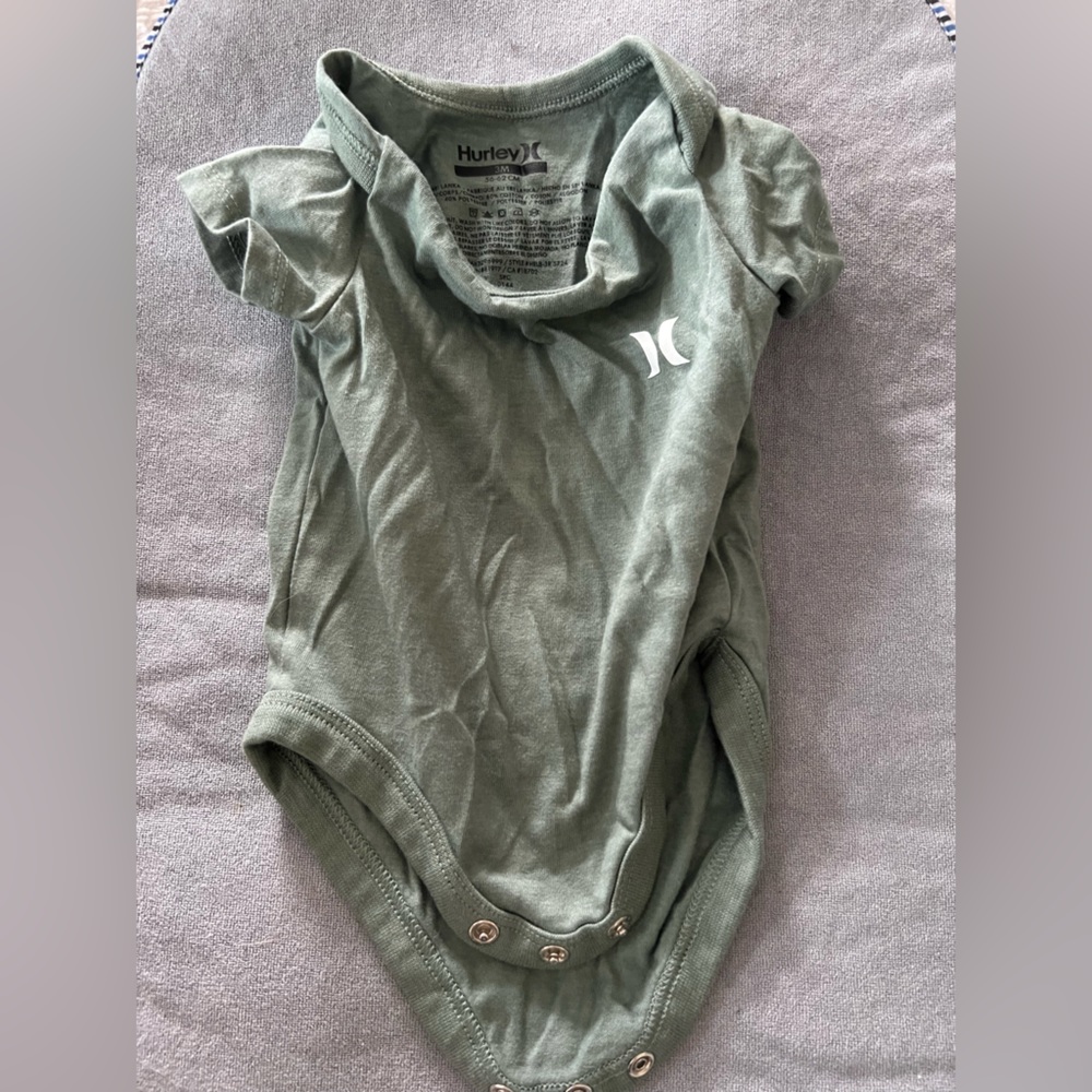 💕Bundle 5 for $15: Hurley 0-3/3 month onesie